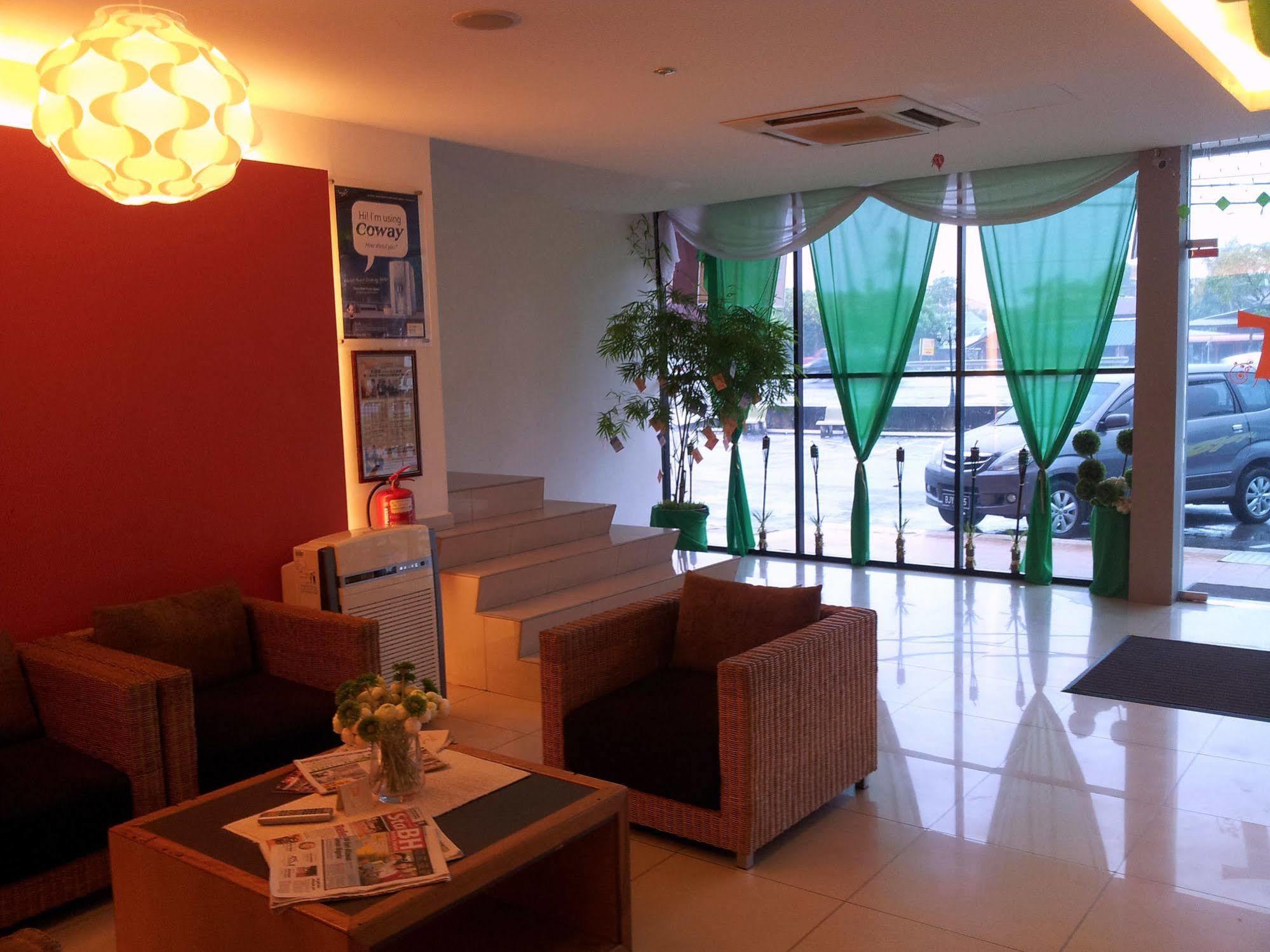 T Hotel Tandop Alor Setar Exterior photo