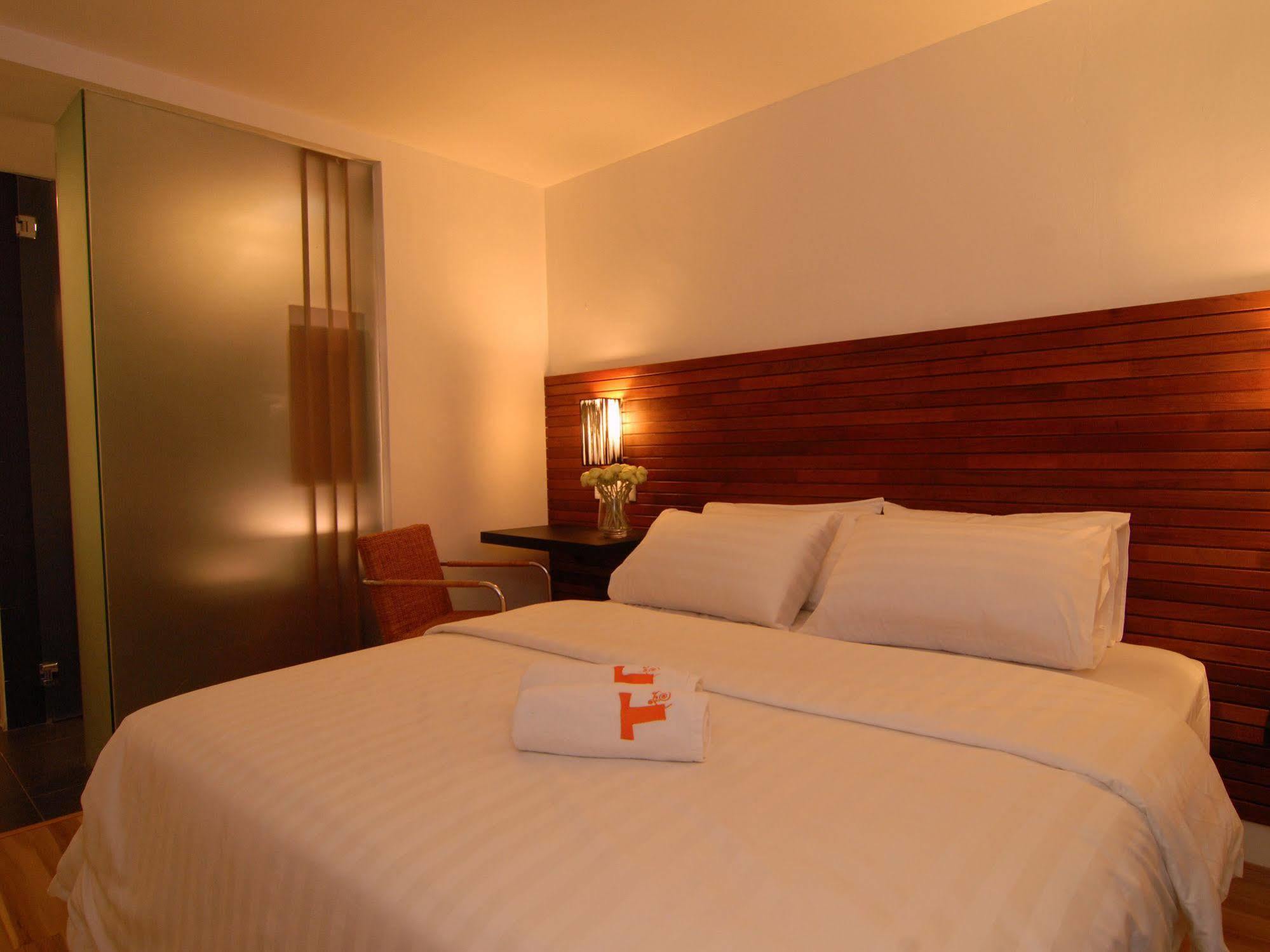 T Hotel Tandop Alor Setar Exterior photo