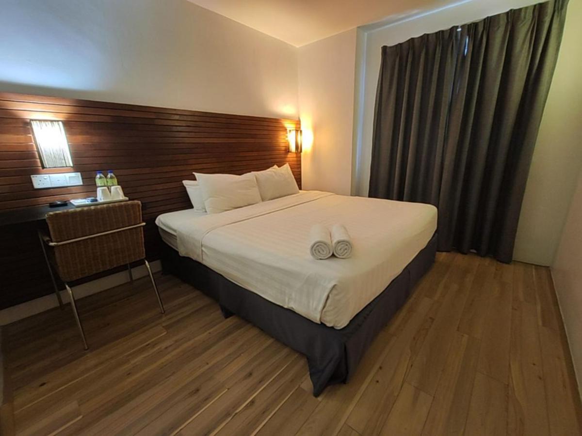 T Hotel Tandop Alor Setar Exterior photo